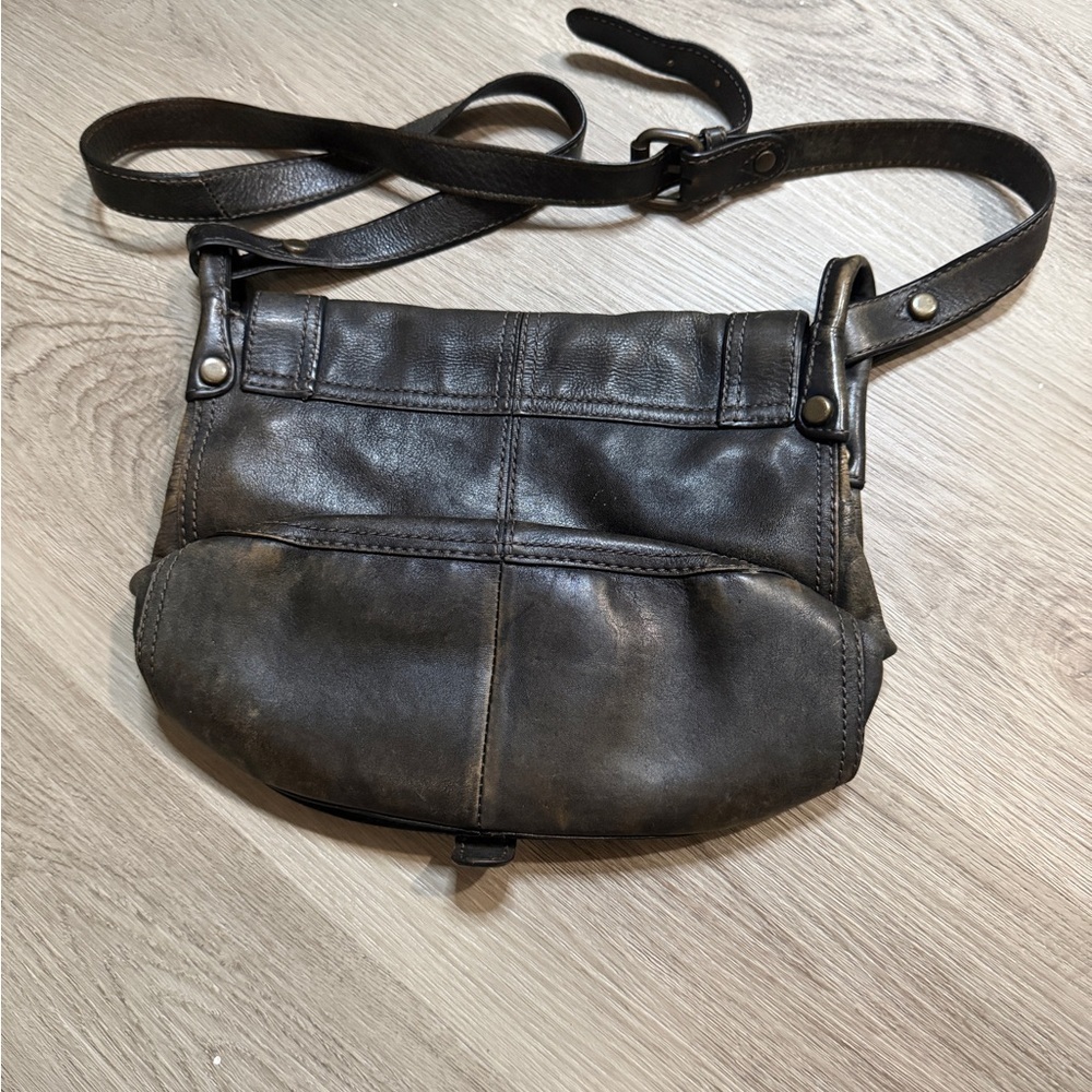 Vintage Elegant Black Leather Shoulder Bag - Picture 3 of 12